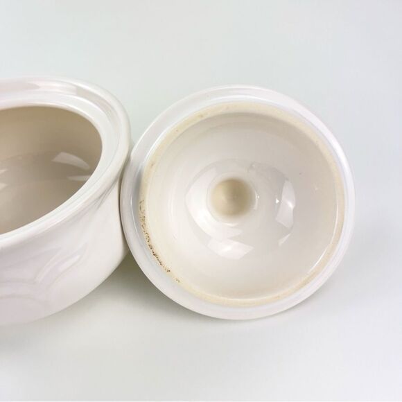 Vintage Pfaltzgraff Gazebo White Sugar Bowl With Lid - Picture 4 of 9